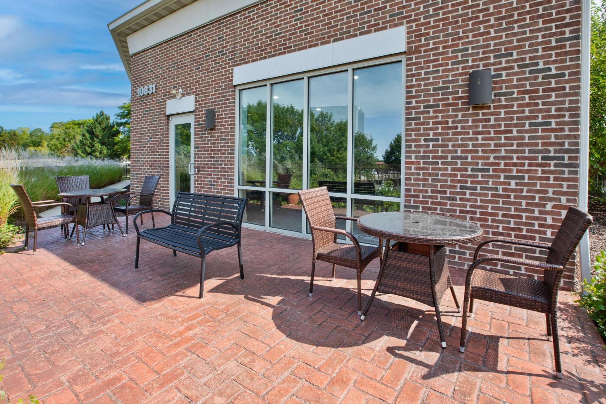 Holiday Inn Express & Suites Milwaukee Nw - Park Place By Ihg Kültér fotó